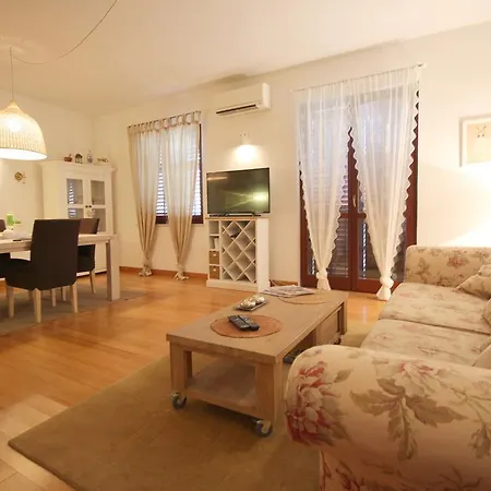 Romantic Pusta Apartament *